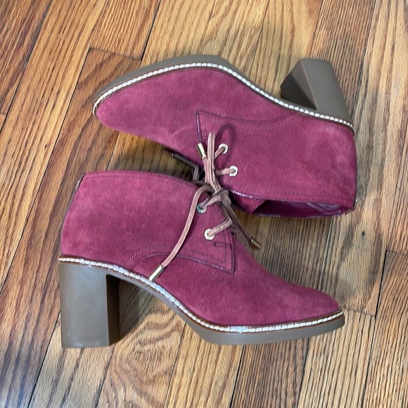 TORY BURCH Fur lined Suede Heel Low Ankle Boots Red size 7.5 - Picture 4 of 12